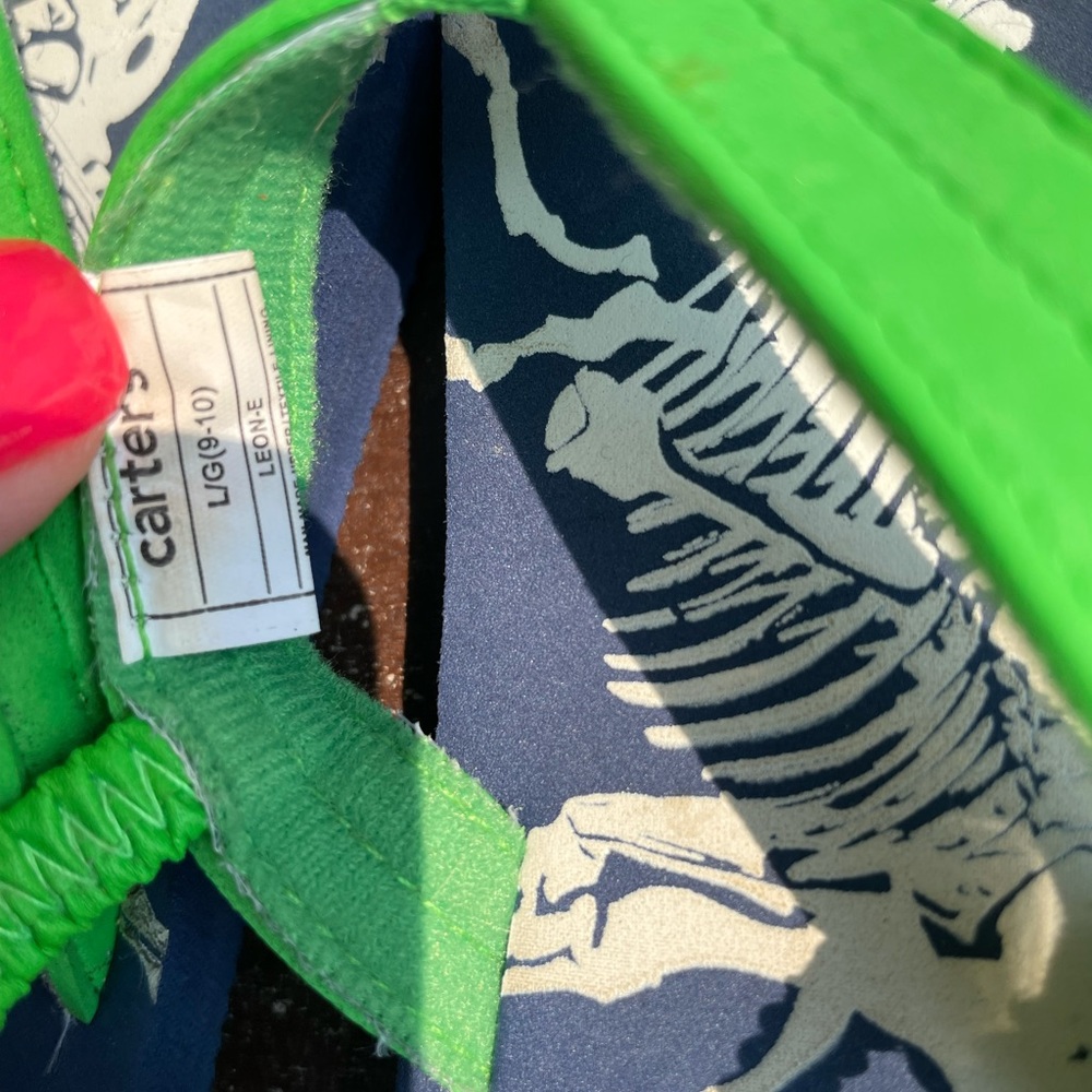 Carter's toddler large (9-10) flip flops - Picture 2 of 3